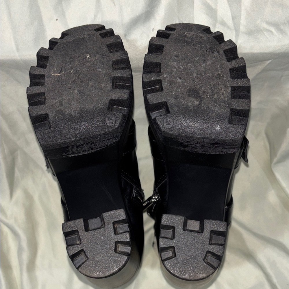Dolls Kill Black and White Heeled Boots - Picture 14 of 15